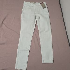 Levi's Women's Crisp White Skinny Jeans